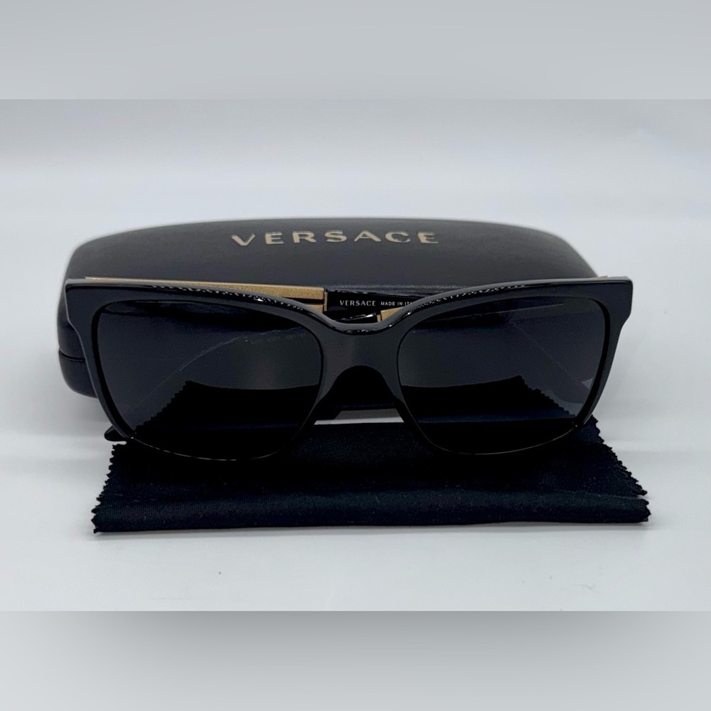 VERSACE Black Gold Accents VE4307
Sunglasses Case Unisex Excellent Condition - Picture 8 of 8
